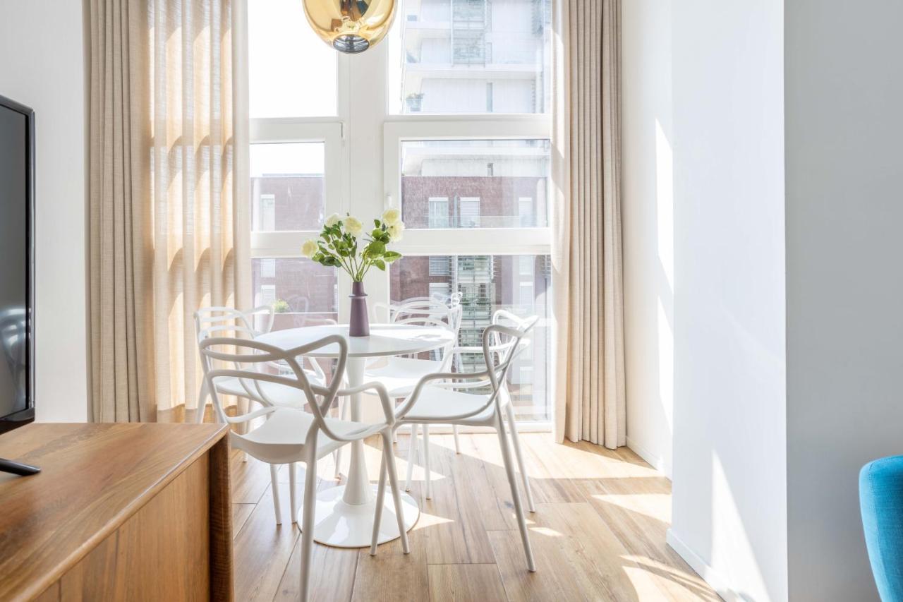 Sunlit 1 Bedroom Apt Via Pirelli Milano Esterno foto